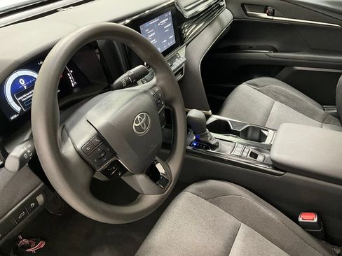 Used 2026 Toyota Camry LE FWD image 14