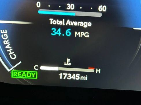 Used 2024 Toyota RAV4 XSE w/ Advanced Technology Package AWD/4WD image 21