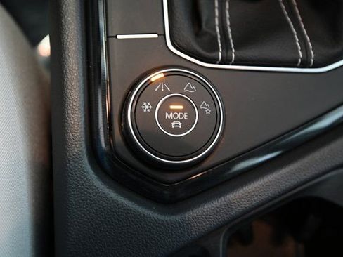 Used 2025 Volkswagen Taos S AWD/4WD image 23