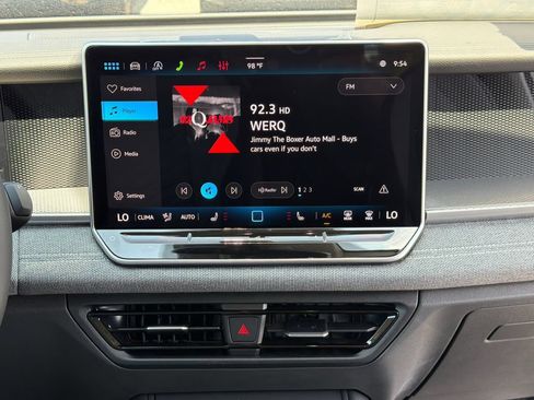 New 2026 Volkswagen Tiguan S FWD image 6