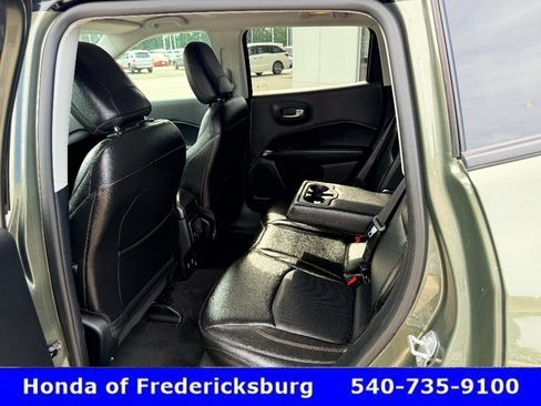 Used 2018 Jeep Compass Limited w/ Navigation Group AWD/4WD image 19