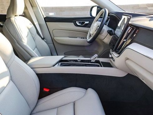 New 2026 Volvo XC60 T8 Ultra image 12