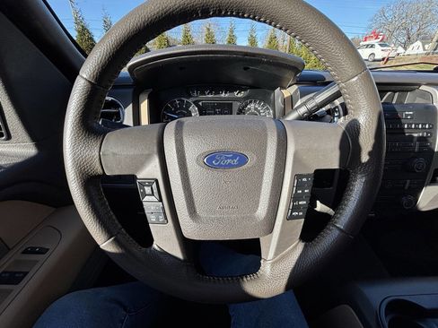 Used 2011 Ford F150 XLT w/ XLT Chrome Pkg image 13