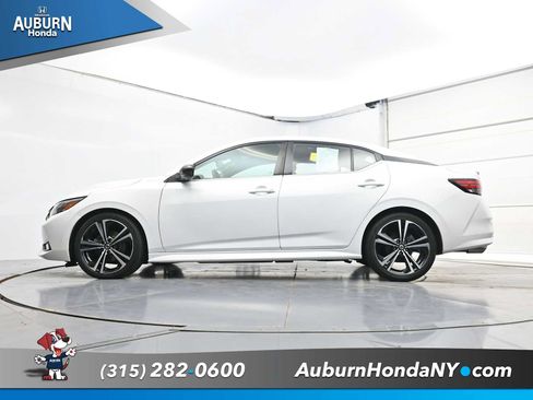Used 2021 Nissan Sentra SR FWD image 22