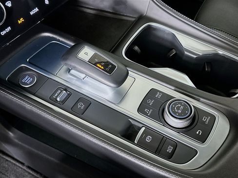Used 2023 INFINITI QX60 Luxe w/ Performance Audio Package AWD/4WD image 24
