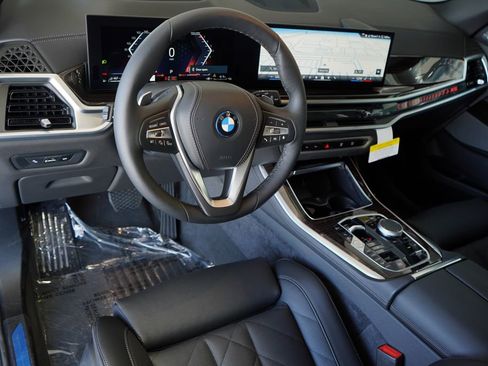 New 2026 BMW X5 xDrive50e image 14