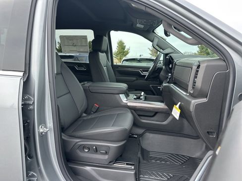 New 2026 Chevrolet Silverado 2500 LTZ w/ LTZ Convenience Package image 31