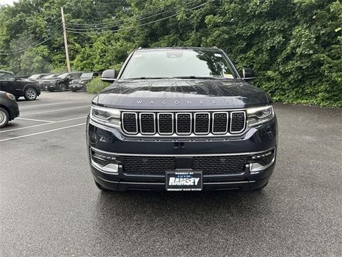 New 2025 Jeep Wagoneer L 4WD w/ Premium Group I image 3