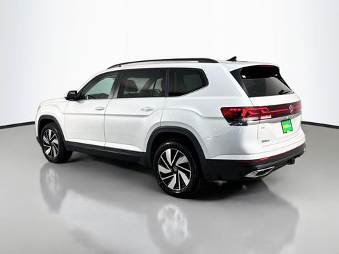 Used 2026 Volkswagen Atlas SE FWD image 7