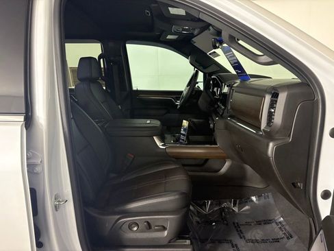 Used 2024 Chevrolet Silverado 2500 High Country w/ High Country Premium Package image 35