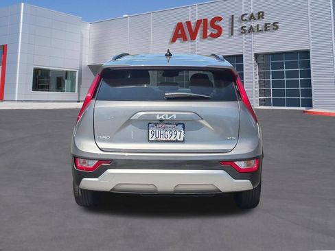 Used 2025 Kia Niro LX FWD image 7