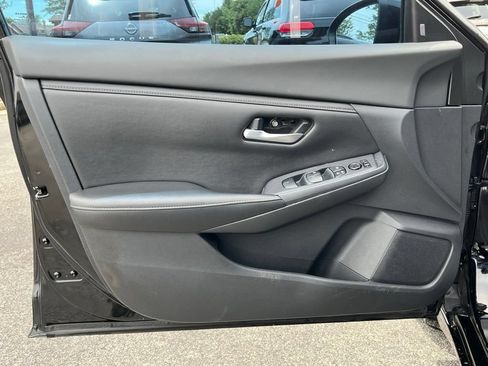 Used 2022 Nissan Sentra SV FWD image 10