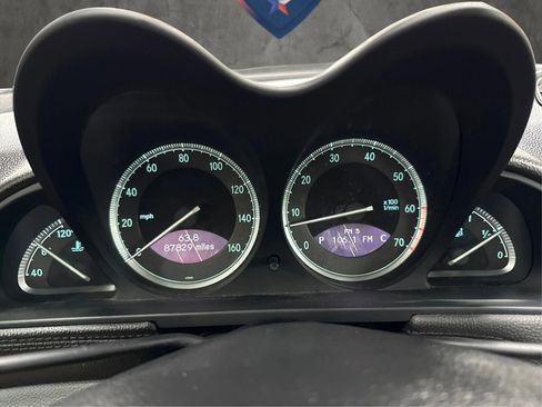 Used 2004 Mercedes-Benz SL 500 w/ AMG Sport Pkg image 32