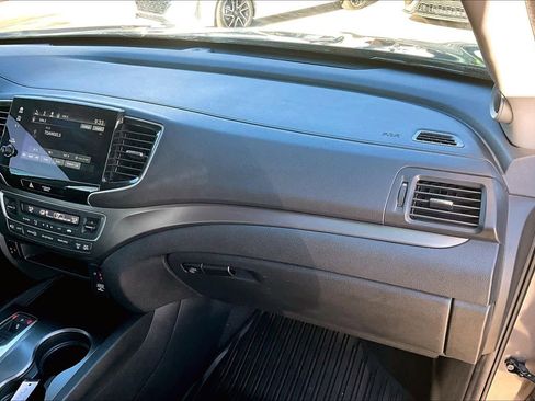 Used 2022 Honda Pilot EX-L image 18