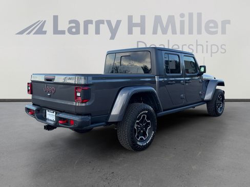 Used 2021 Jeep Gladiator Rubicon AWD/4WD image 6