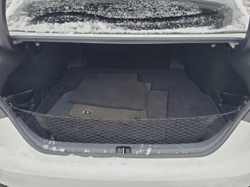 Used 2023 Toyota Camry LE image 7