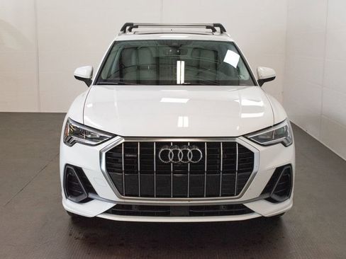 Used 2024 Audi Q3 2.0T Premium Plus w/ Premium Plus Package AWD/4WD image 2