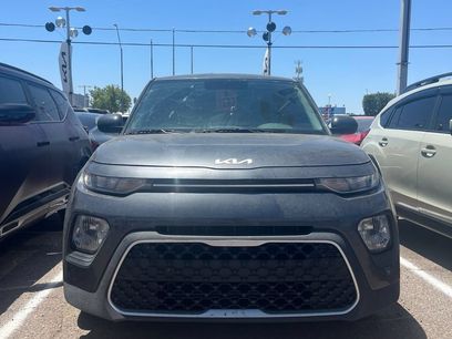 Used 2022 Kia Soul LX