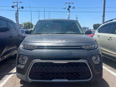Used 2022 Kia Soul LX FWD image 1