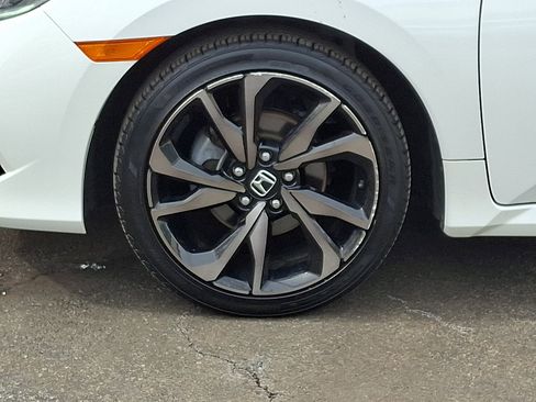 Used 2021 Honda Civic Sport image 11