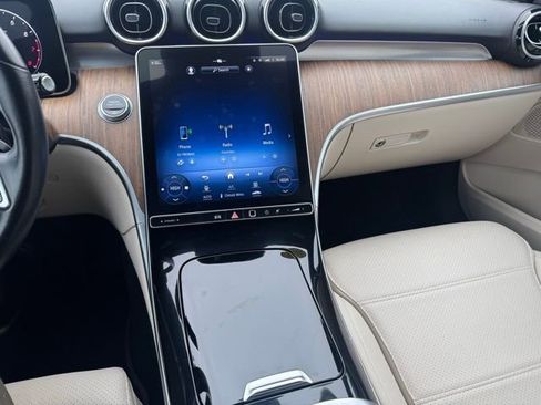 Used 2022 Mercedes-Benz C 300 4MATIC Sedan image 34