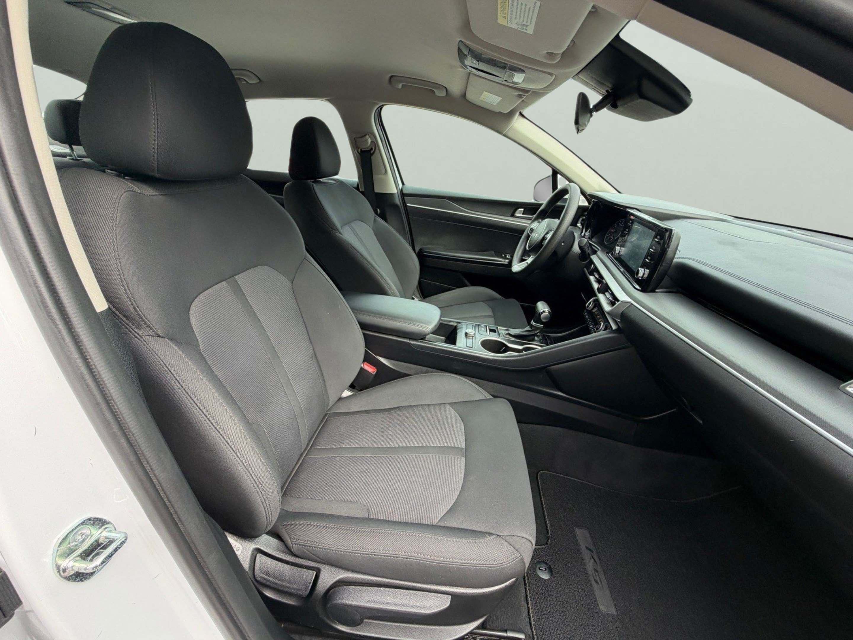 Used 2023 Kia K5 LXS FWD image 17