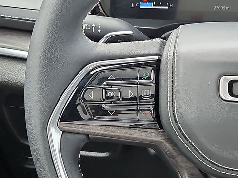 Used 2023 Jeep Grand Cherokee L Overland w/ Rear Seat Video Group I RWD image 20