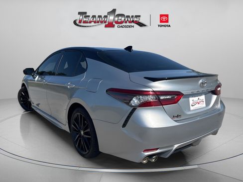 Used 2022 Toyota Camry XSE image 5