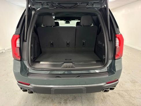 Used 2026 GMC Yukon AT4 image 7