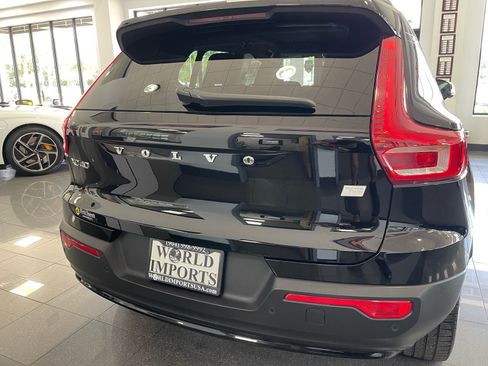 Used 2023 Volvo XC40 Recharge Ultimate AWD/4WD image 18