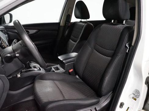 Used 2017 Nissan Rogue S AWD/4WD image 6