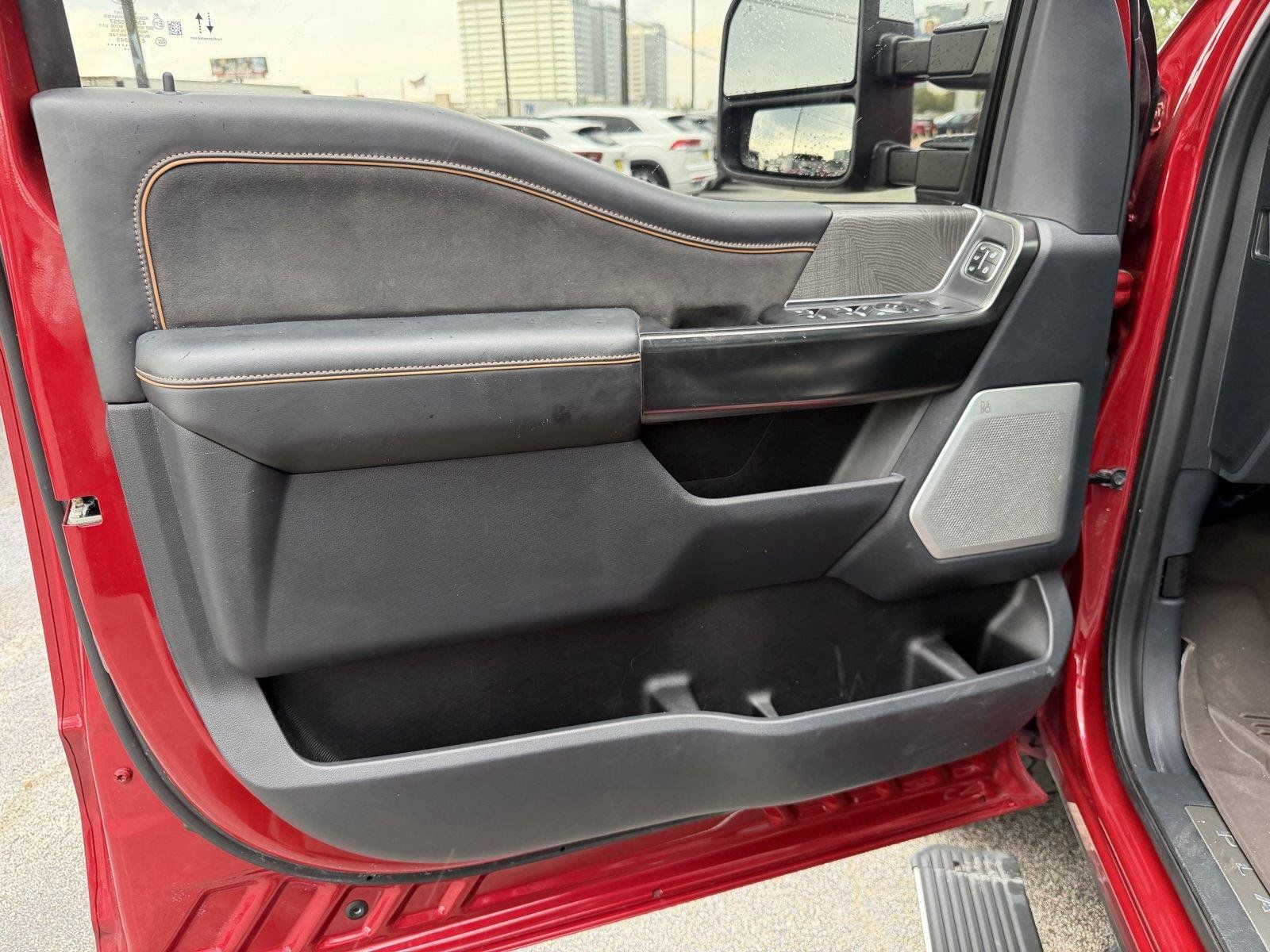 Used 2024 Ford F250 Platinum AWD/4WD image 12