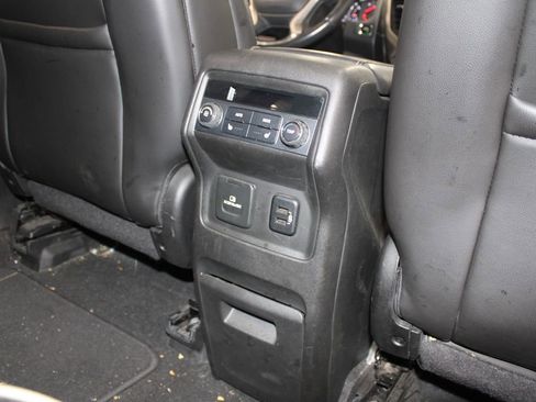 Used 2017 GMC Acadia Denali image 26