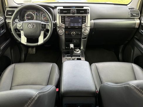 Used 2023 Toyota 4Runner TRD Sport image 9