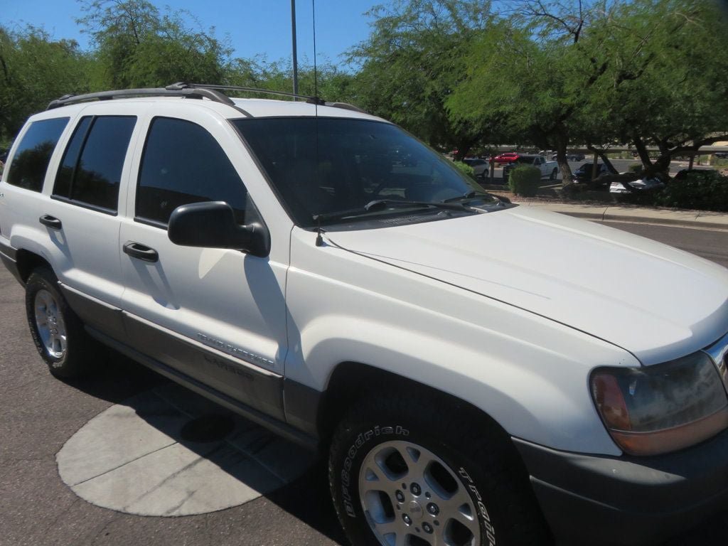 Used 2000 Jeep Grand Cherokee Laredo AWD/4WD image 9