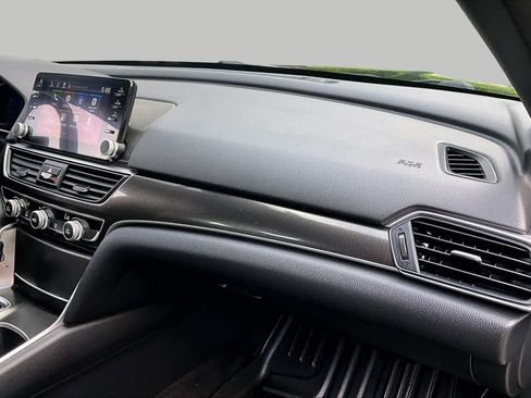 Used 2022 Honda Accord Sport image 17