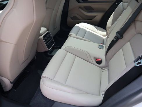 Used 2025 Porsche Taycan RWD image 21