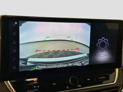 Used 2023 Nissan Altima 2.5 SR w/ SR Premium Package FWD image 23