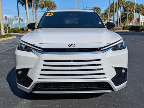 Used 2025 Lexus TX 500h F SPORT PREMIUM w/ Technology Package image 8