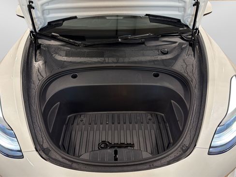 Used 2023 Tesla Model 3 Standard Range RWD image 11