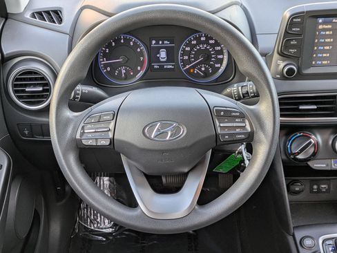 Used 2021 Hyundai Kona SE FWD image 17