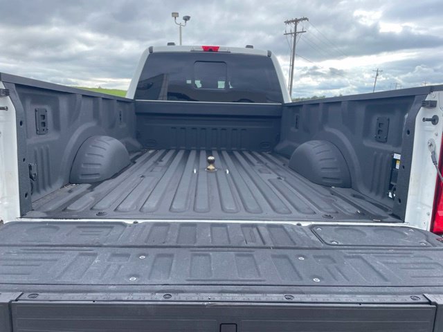 Used 2024 Ford F350 King Ranch w/ FX4 Off-Road Package AWD/4WD image 19