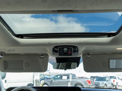 Used 2024 Hyundai Palisade Calligraphy image 57