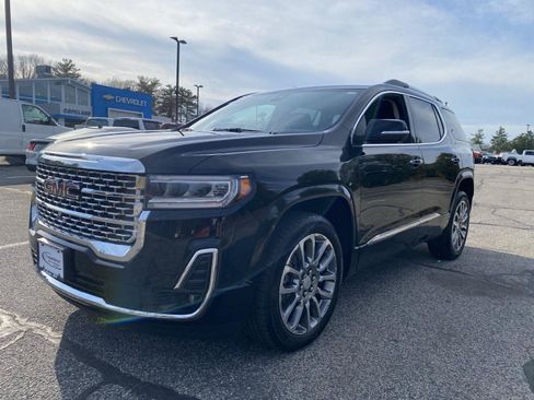 Used 2023 GMC Acadia Denali w/ Denali Technology Package AWD/4WD image 1