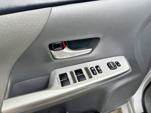 Used 2014 Toyota Prius V Three image 23