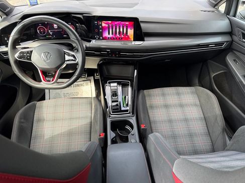 Used 2024 Volkswagen GTI SE FWD image 17