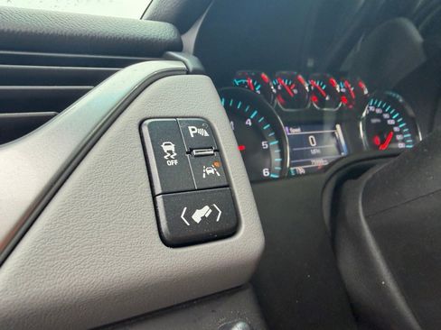 Used 2020 Chevrolet Tahoe LT image 15