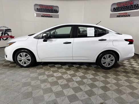 Used 2024 Nissan Versa S FWD image 6