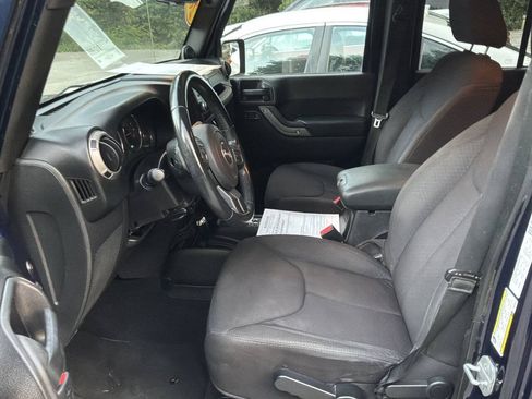 Used 2013 Jeep Wrangler Unlimited Sport AWD/4WD image 10