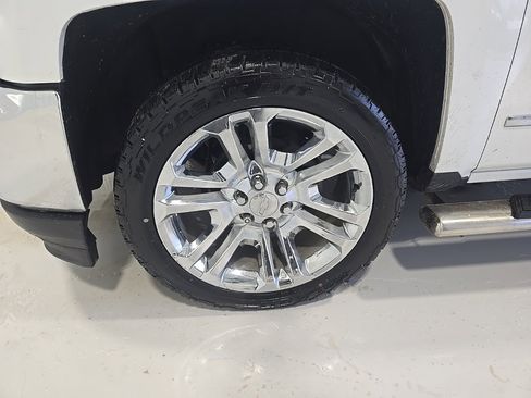 Used 2018 Chevrolet Silverado 1500 LTZ image 4